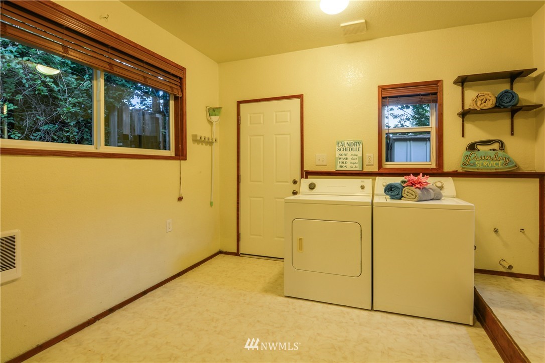 23909 5th Avenue West Bothell, WA 98021 - Photo 15 of 25