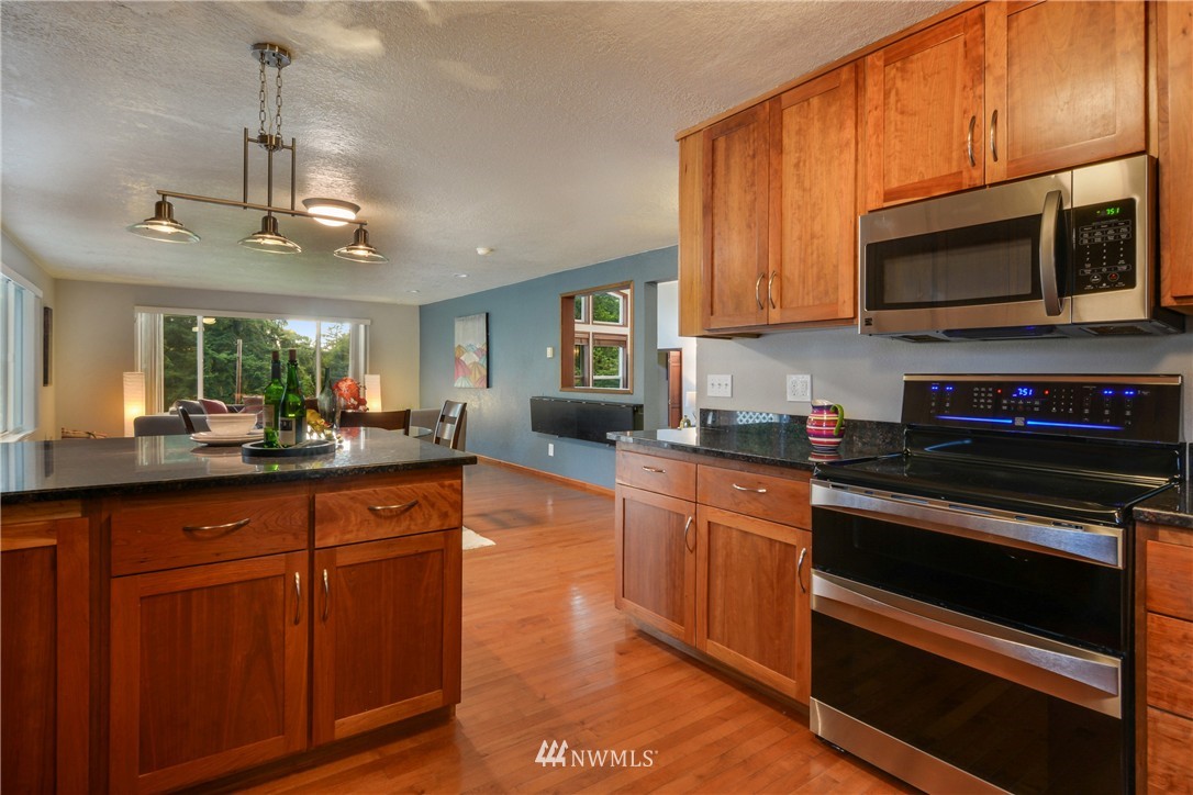 23909 5th Avenue West Bothell, WA 98021 - Photo 10 of 25