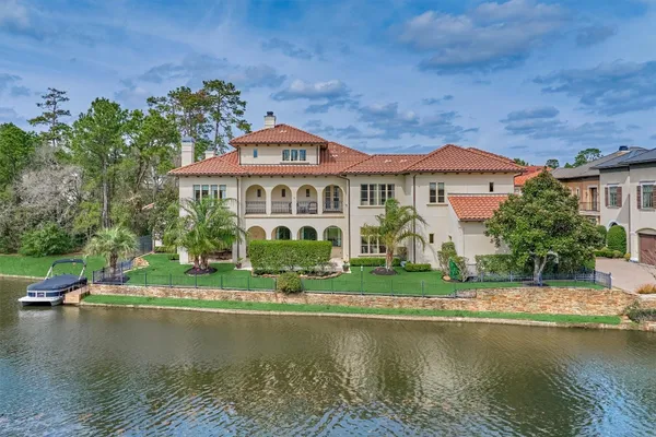$3,199,000 | 3 Dorset Square, The Woodlands, TX 77381