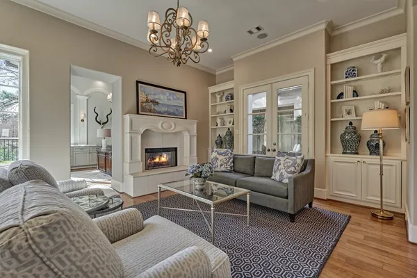 $3,199,000 | 3 Dorset Square, The Woodlands, TX 77381