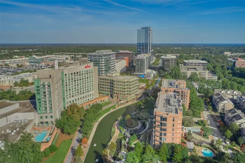 $3,199,000 | 3 Dorset Square, The Woodlands, TX 77381