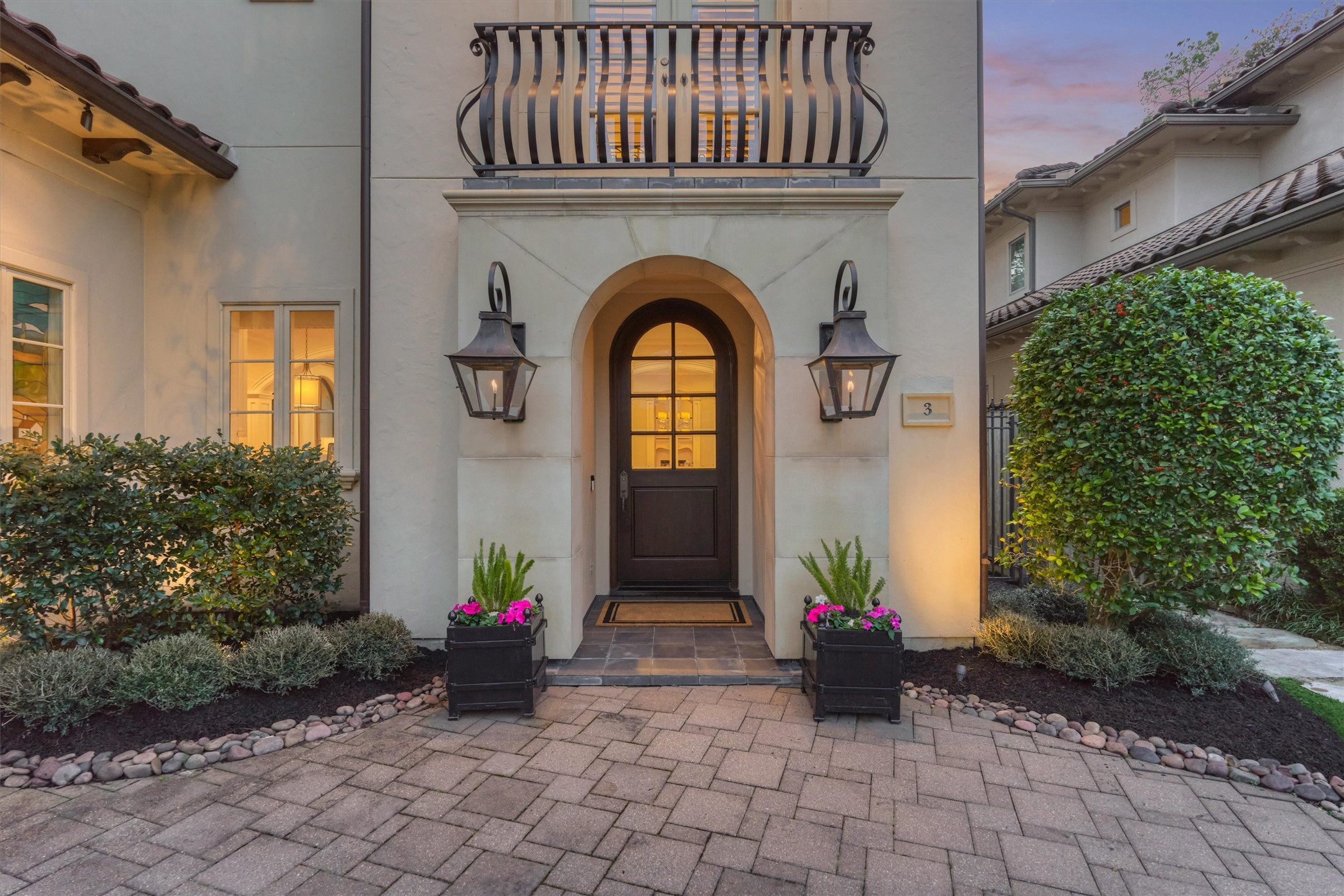 3 Dorset Square Spring, TX 77381 - Photo 8 of 50 Front entrance. Gas lanterns. Ring doorbell and 3 cameras convey.