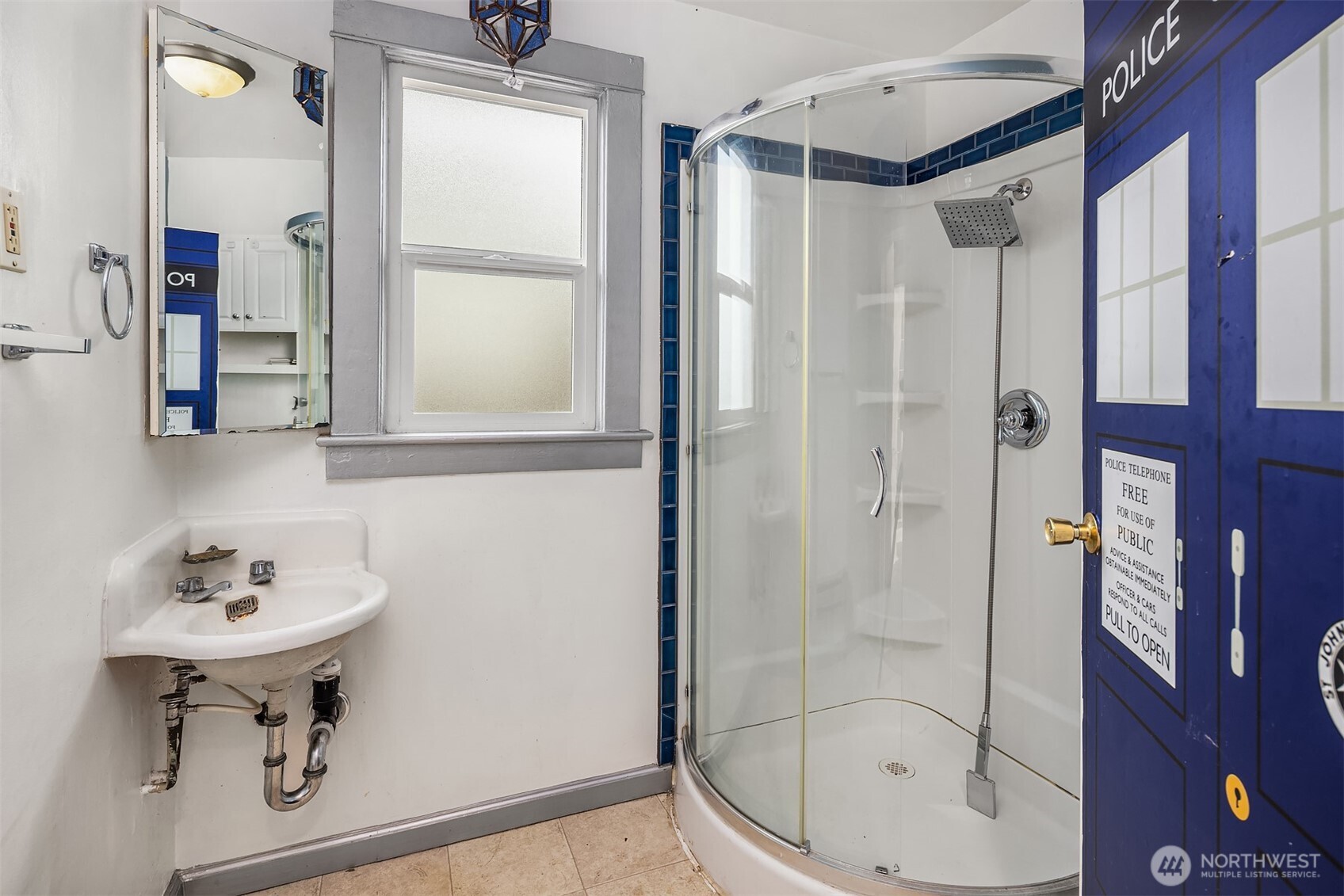 2614 East Pike Street Seattle, WA 98122 - Photo 10 of 28