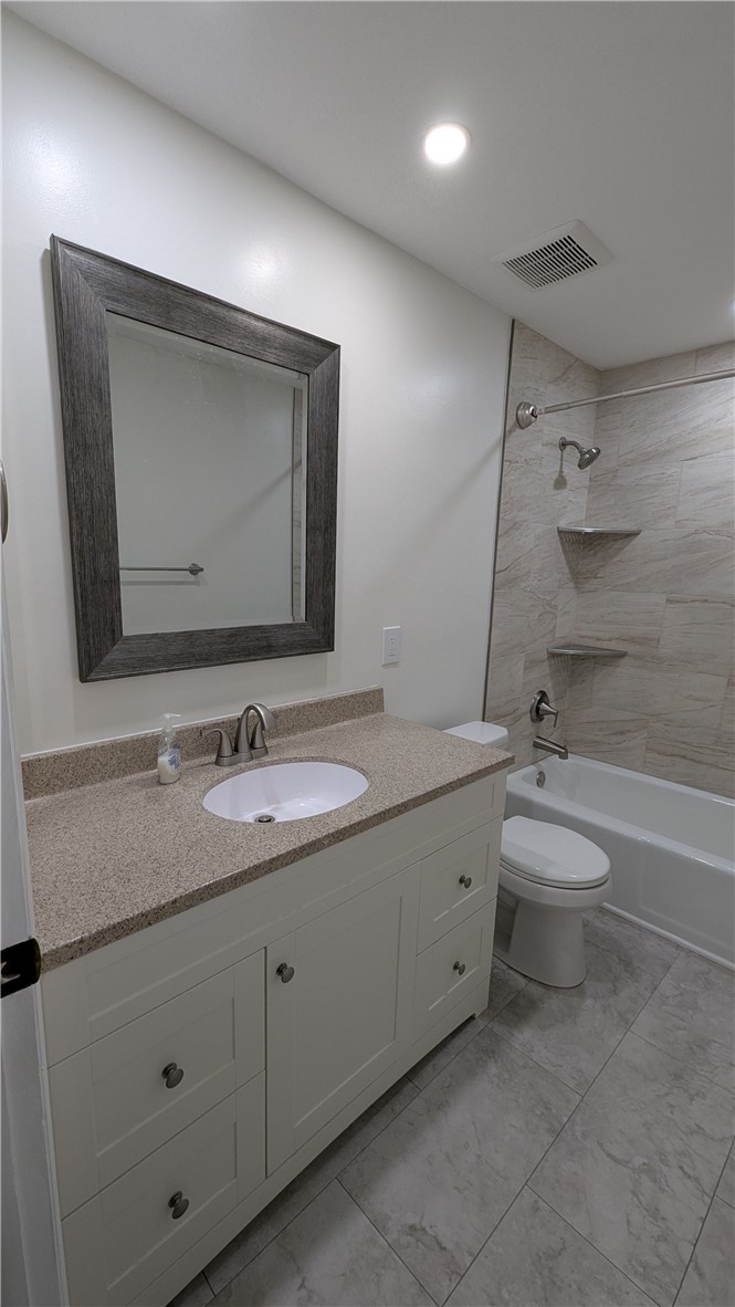 5686 Oak Valley Road Kettering, OH 45440 - Photo 30 of 41 Gallery Image 30