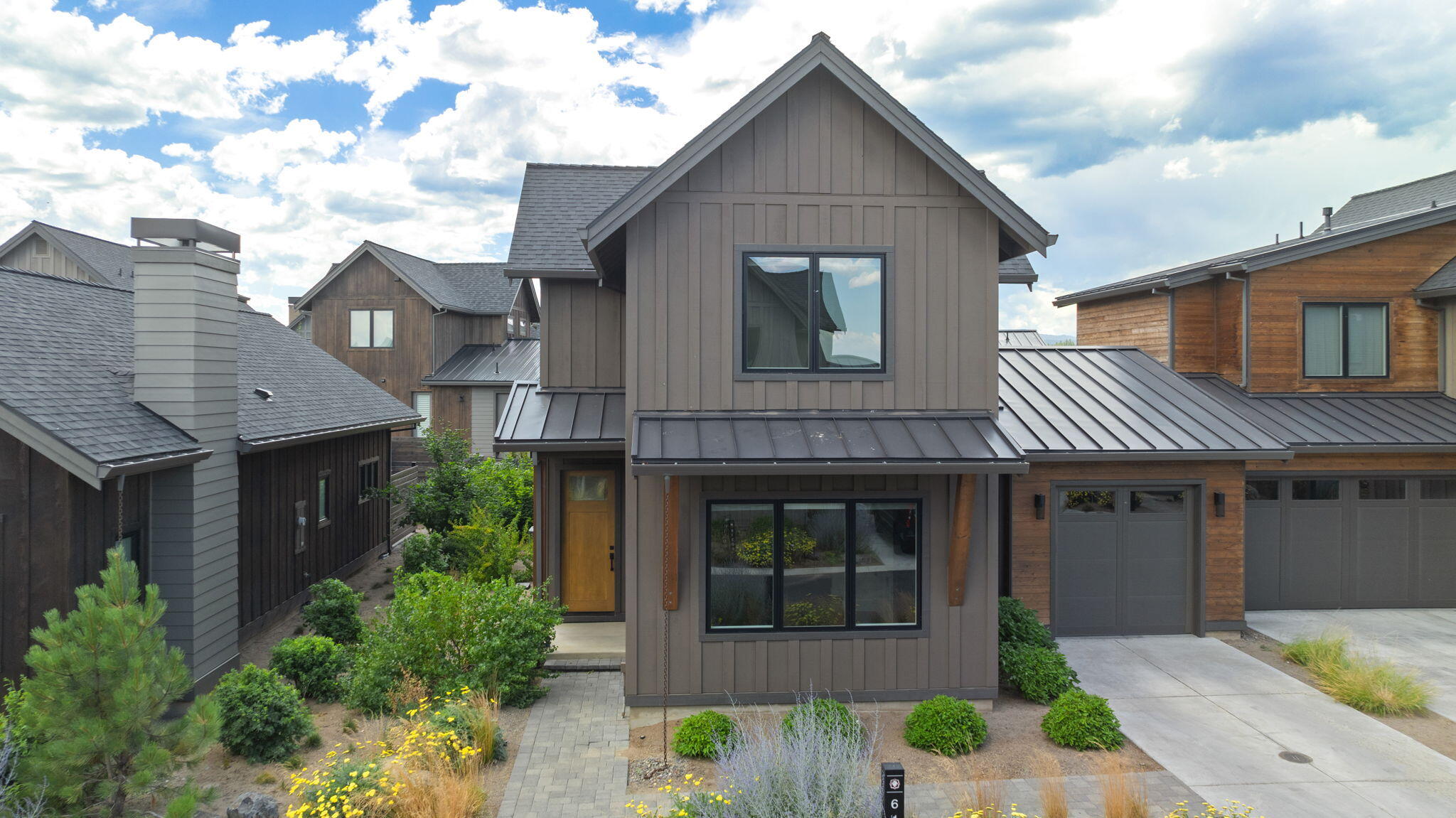 61309 Howe Way Bend Bend, OR 97702 - Photo 3 of 42