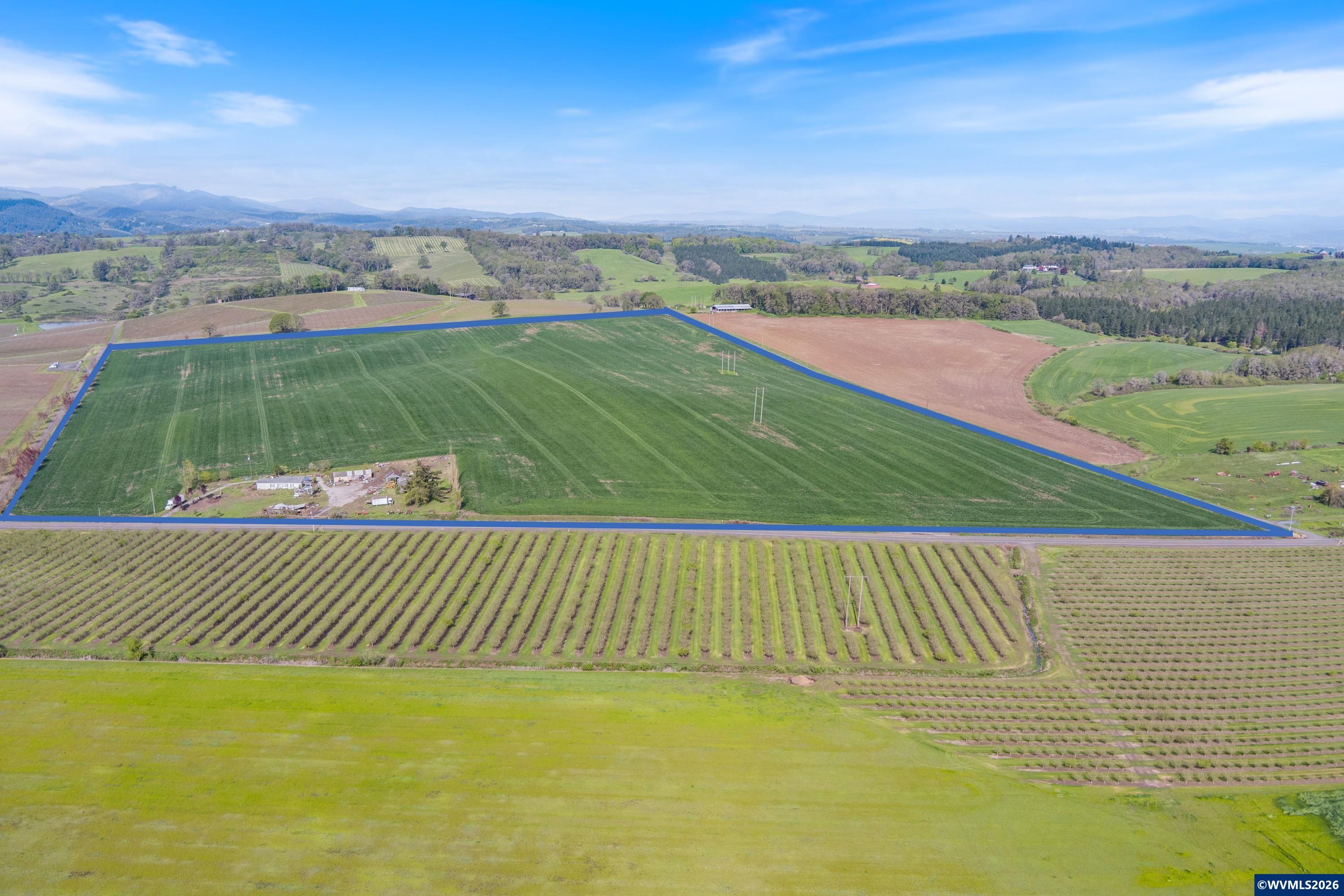 4065 Perrydale Road Dallas, OR 97338 - Photo 4 of 31