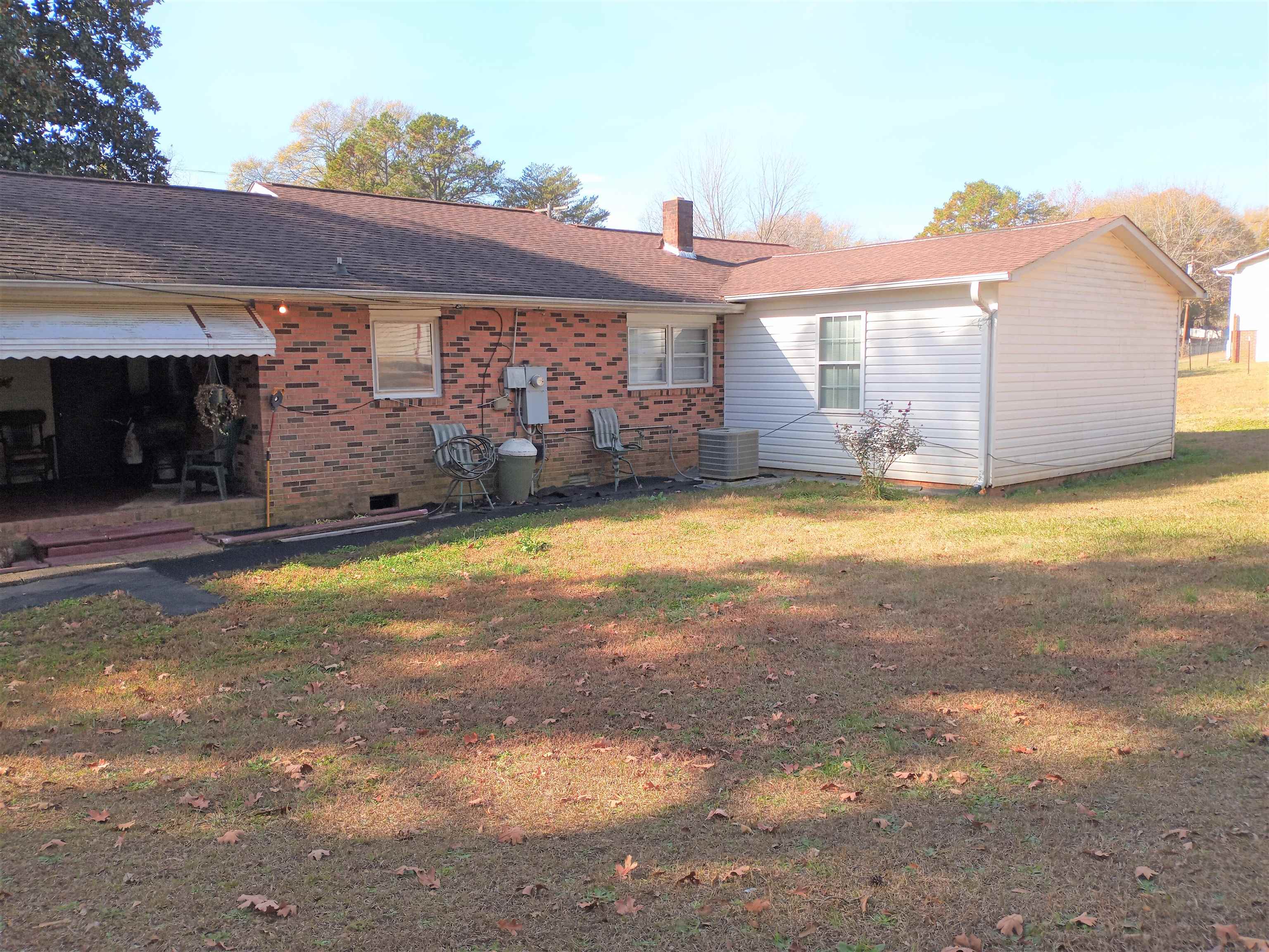 1451 Old Pacolet Road Spartanburg, SC 29307 - Photo 3 of 36 Gallery Image 3