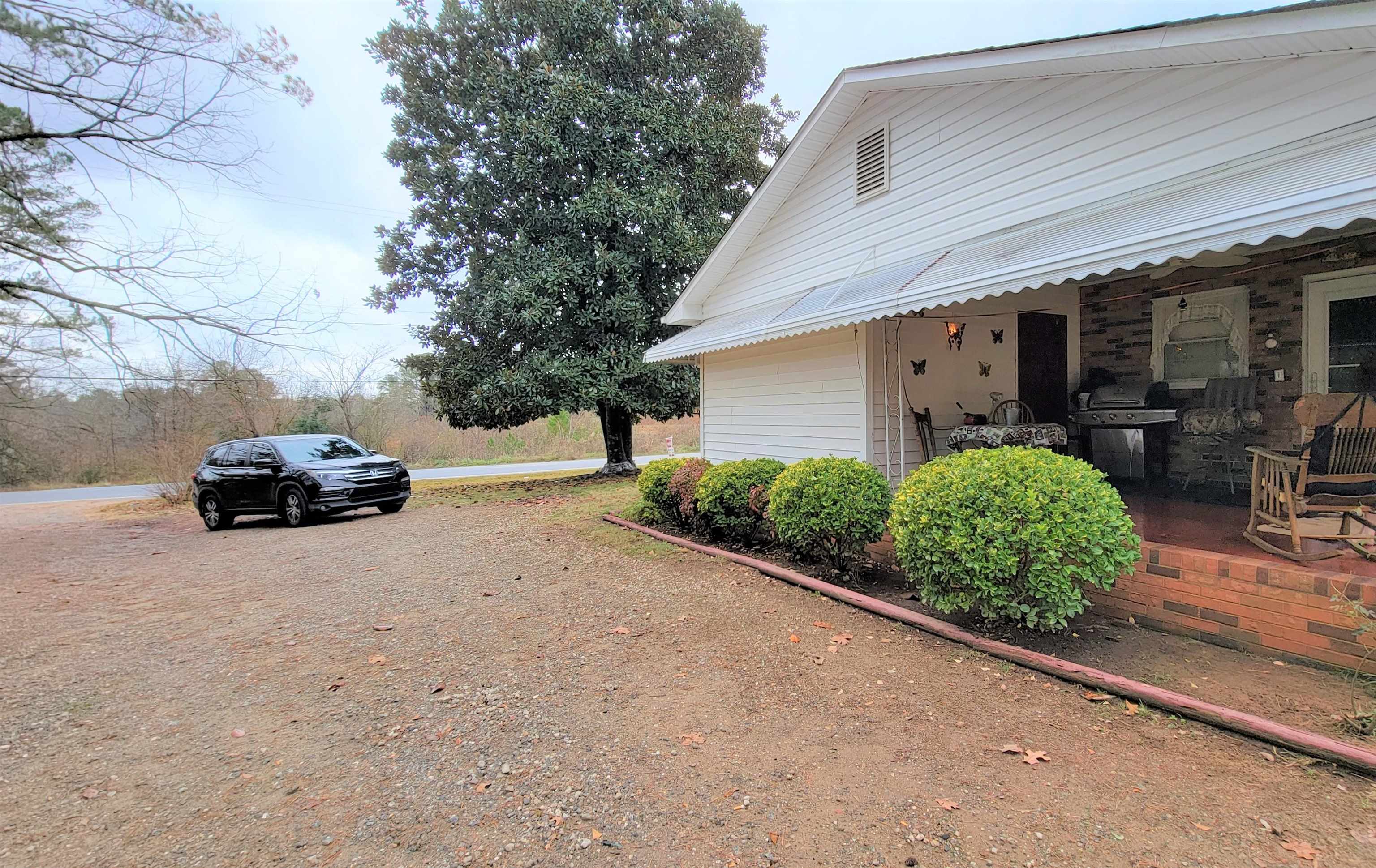 1451 Old Pacolet Road Spartanburg, SC 29307 - Photo 4 of 36 Gallery Image 4
