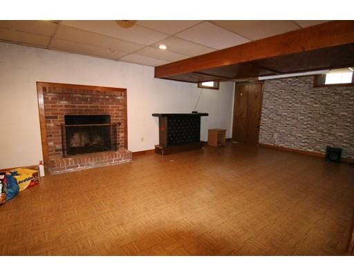 35 Fern Street Springfield, MA 01108 - Photo 11 of 14