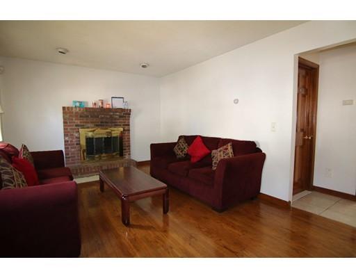35 Fern Street Springfield, MA 01108 - Photo 2 of 14