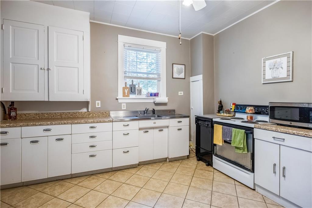 324 Elm Road Ambridge, PA 15003 - Photo 11 of 25 Gallery Image 11