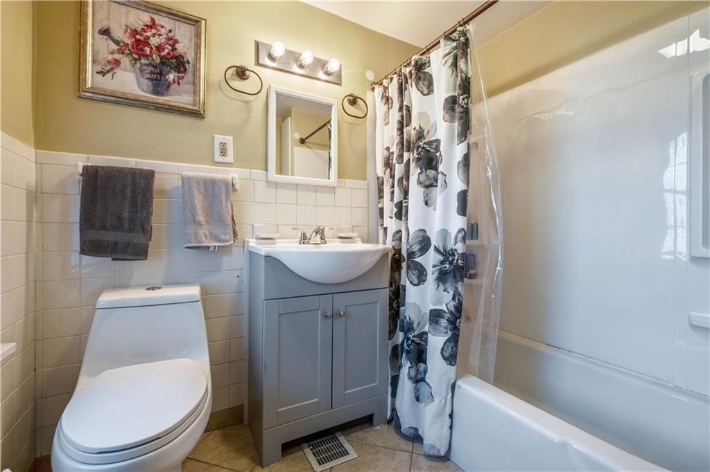 324 Elm Road Ambridge, PA 15003 - Photo 20 of 25 Gallery Image 20