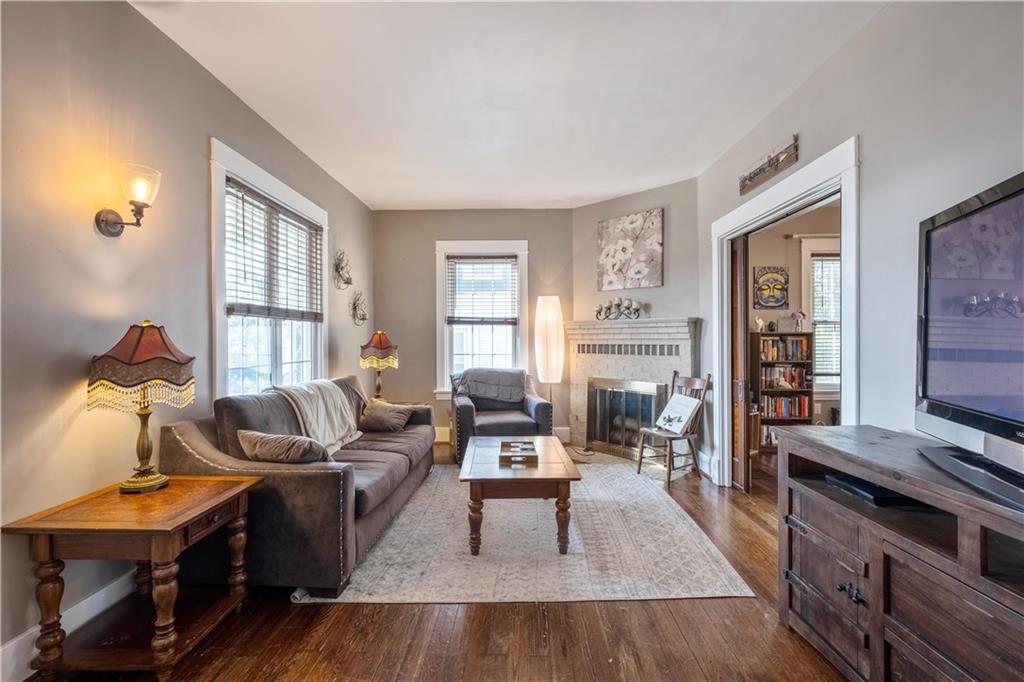 324 Elm Road Ambridge, PA 15003 - Photo 4 of 25 Gallery Image 4