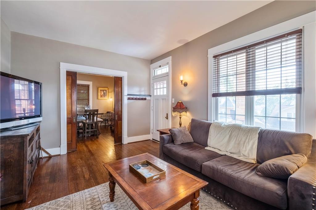324 Elm Road Ambridge, PA 15003 - Photo 5 of 25 Gallery Image 5