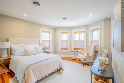 $2,095,000 | 115 Court Street, Portsmouth, NH 03801