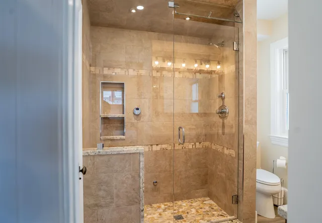 $2,095,000 | 115 Court Street, Portsmouth, NH 03801