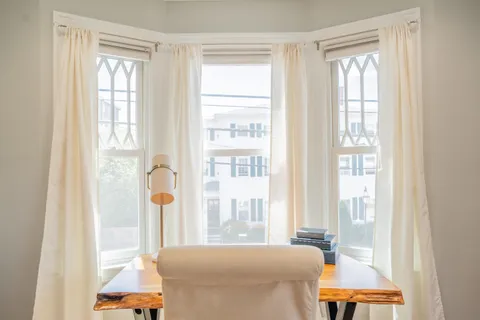 $2,095,000 | 115 Court Street, Portsmouth, NH 03801