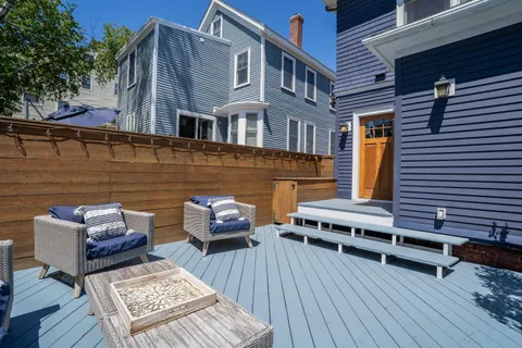 $2,095,000 | 115 Court Street, Portsmouth, NH 03801