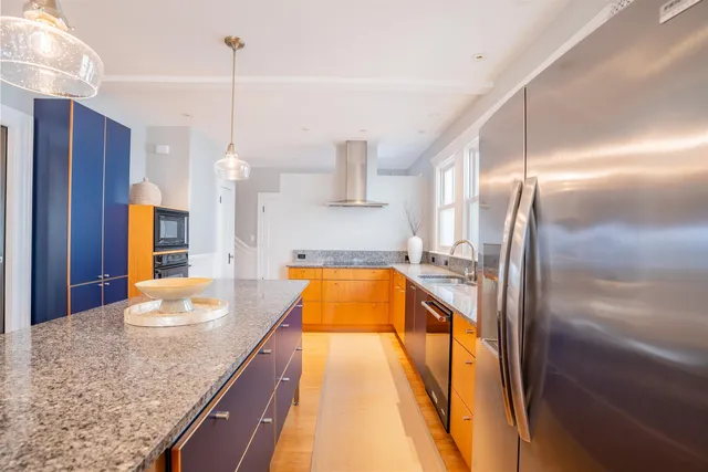 $2,095,000 | 115 Court Street, Portsmouth, NH 03801