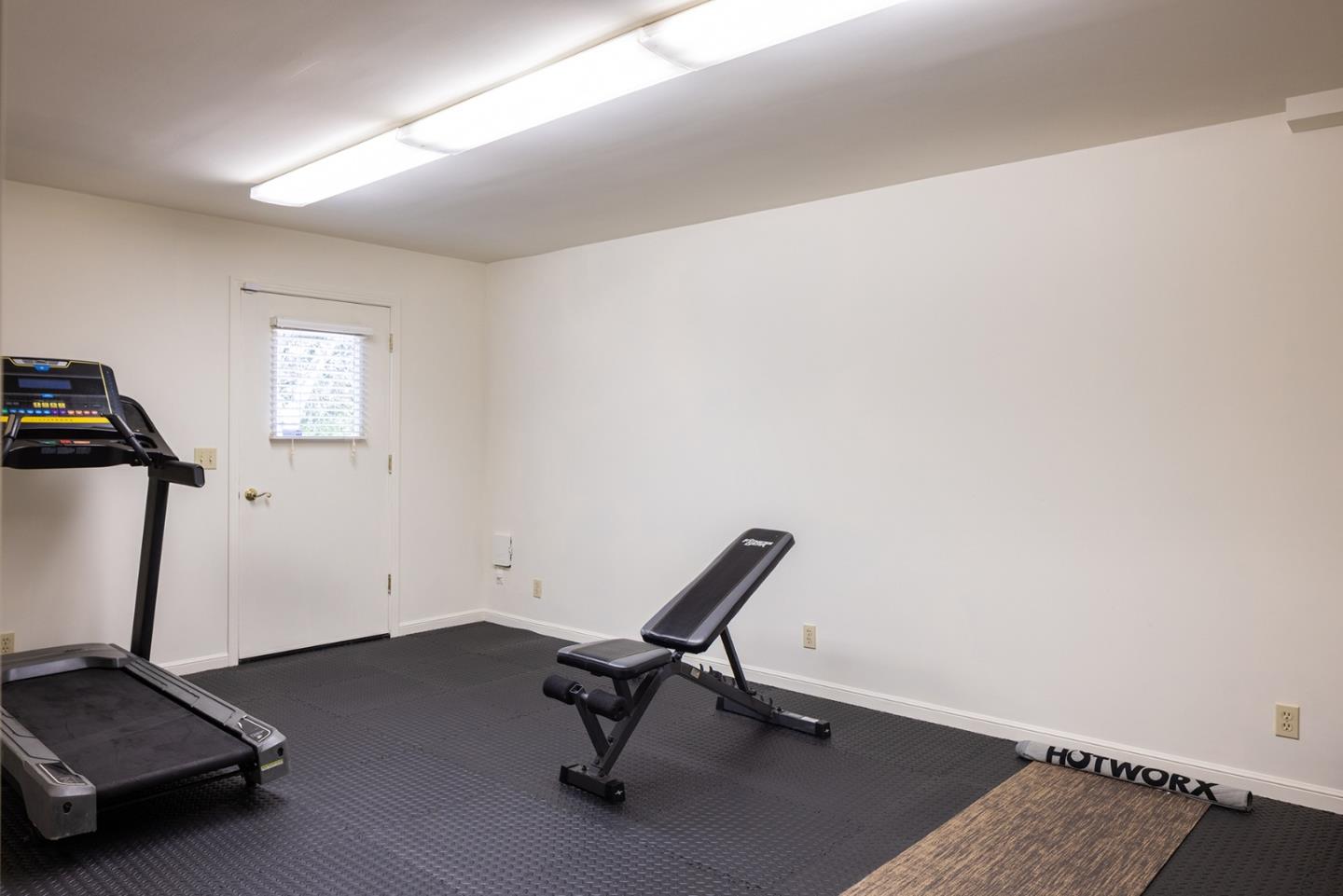 11827 Saddle Road Monterey, CA 93940 - Photo 27 of 34