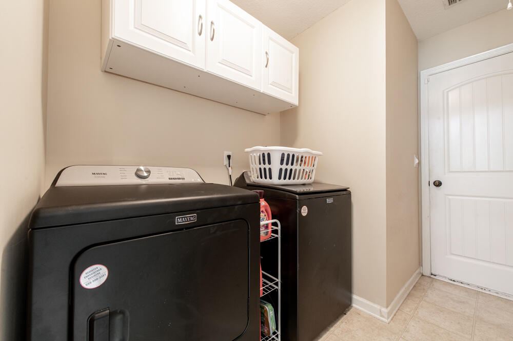 1436 Summit Way Grovetown, GA 30813 - Photo 17 of 25 Laundry Room!