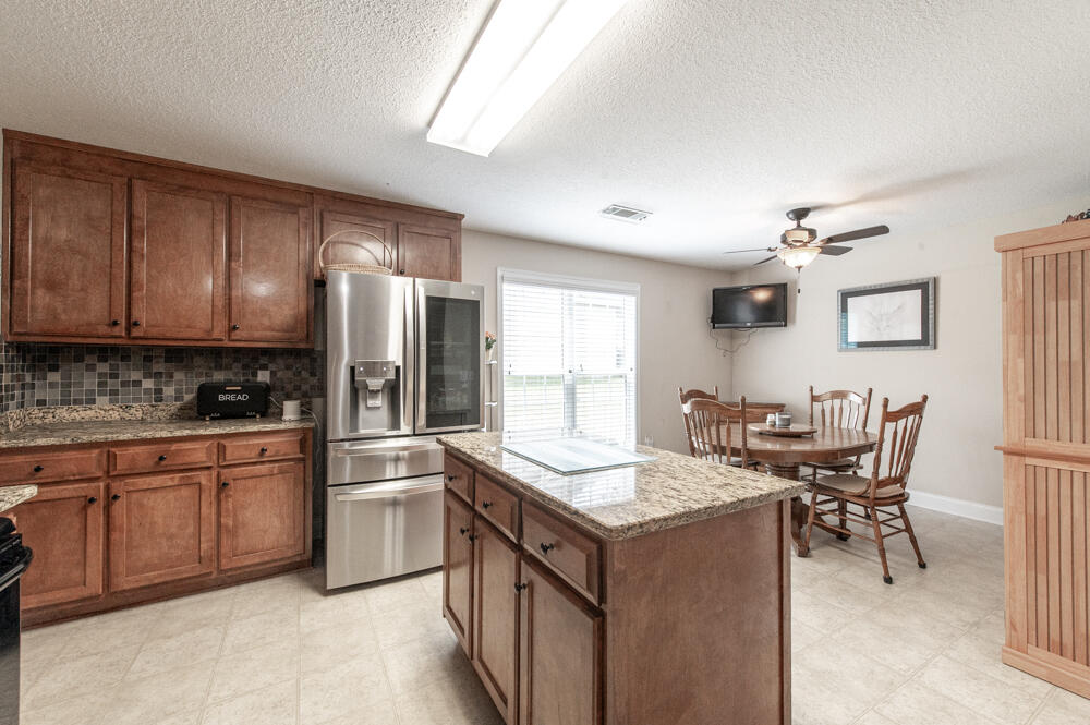 Granite Countertops!