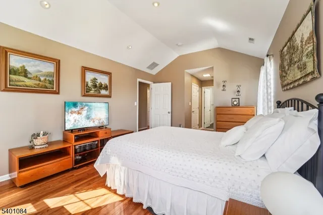 $559,999 | 205 Winding Hill Drive, Hackettstown, NJ 07840