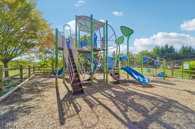 $559,999 | 205 Winding Hill Drive, Hackettstown, NJ 07840