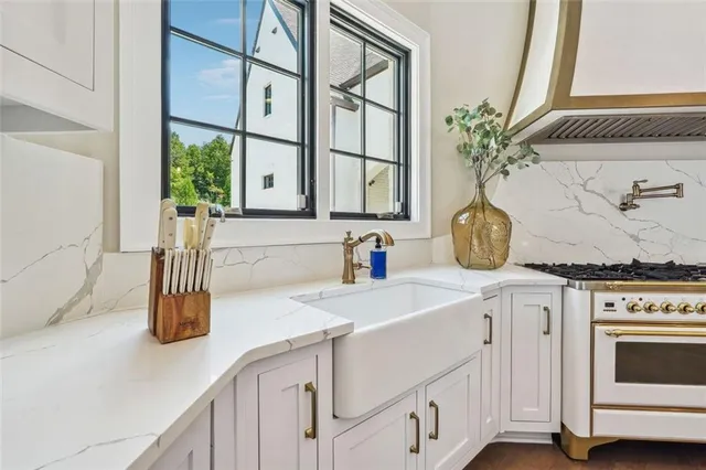 $1,750,000 | Undisclosed Address, Buford, GA 30518