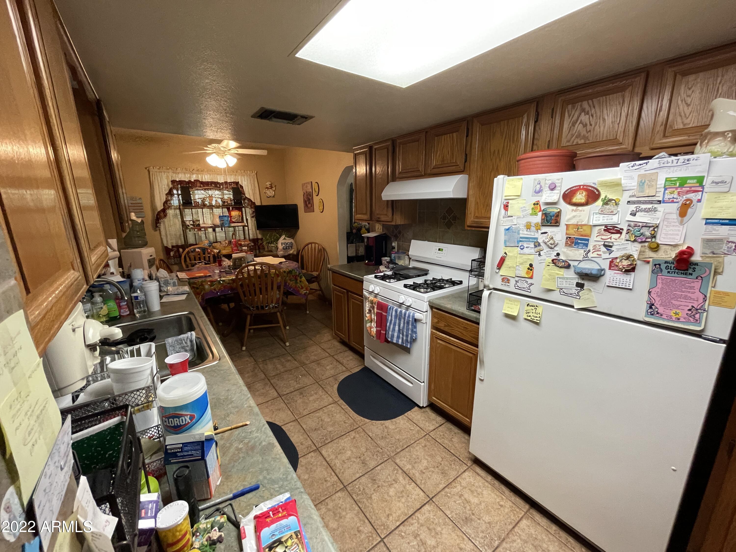 26 West Riverside Street Phoenix, AZ 85041 - Photo 8 of 22 20220209_225245523_iOS