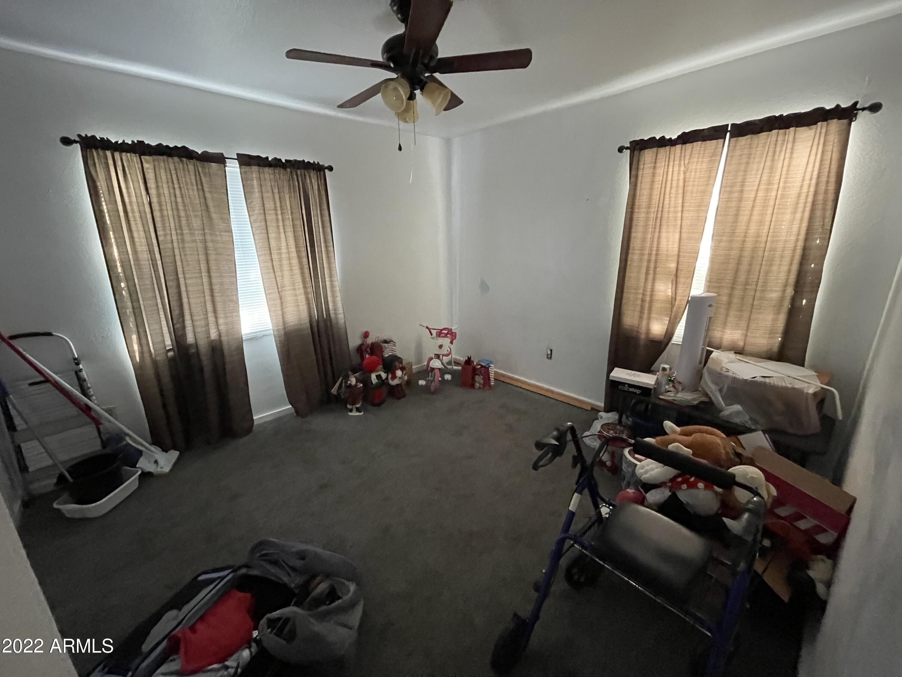 26 West Riverside Street Phoenix, AZ 85041 - Photo 9 of 22 20220209_225340764_iOS
