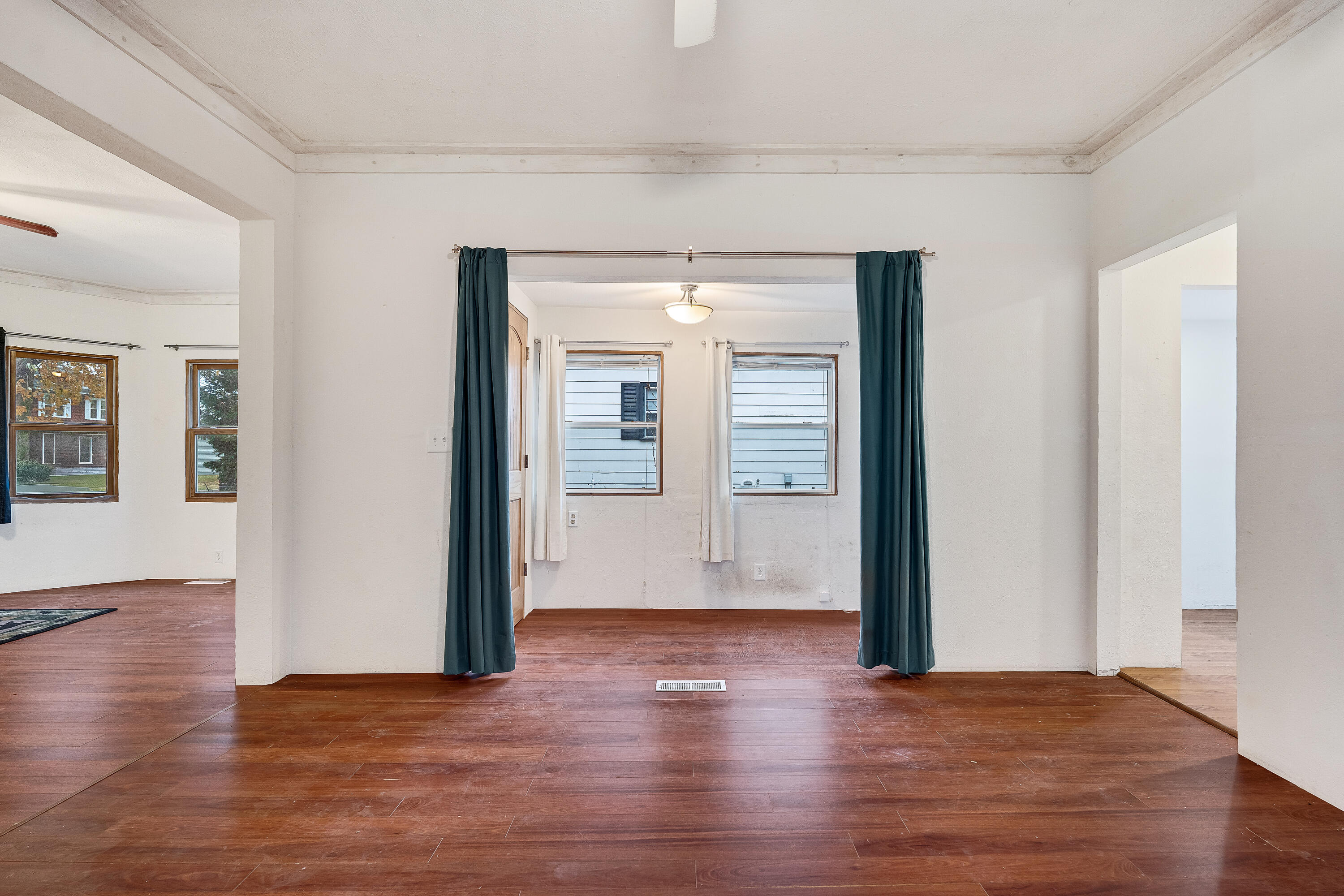 1437 Kane Street La Crosse, WI 54603 - Photo 12 of 27 Office