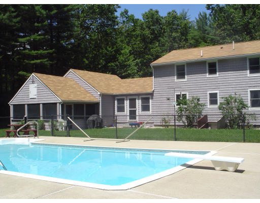 54 Forge Village Road Westford, MA 01886 - Photo 3 of 23 Gallery Image 3
