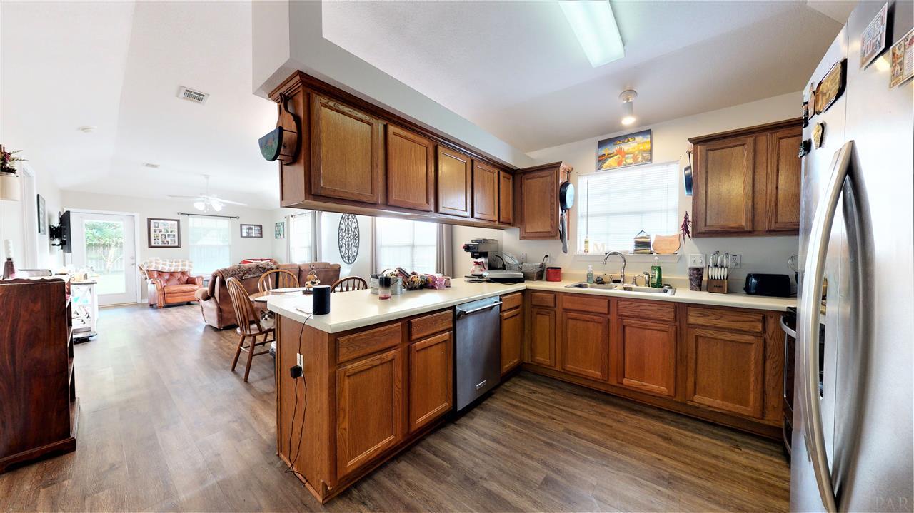 2325 Bur Oak Drive Cantonment, FL 32533 - Photo 12 of 21