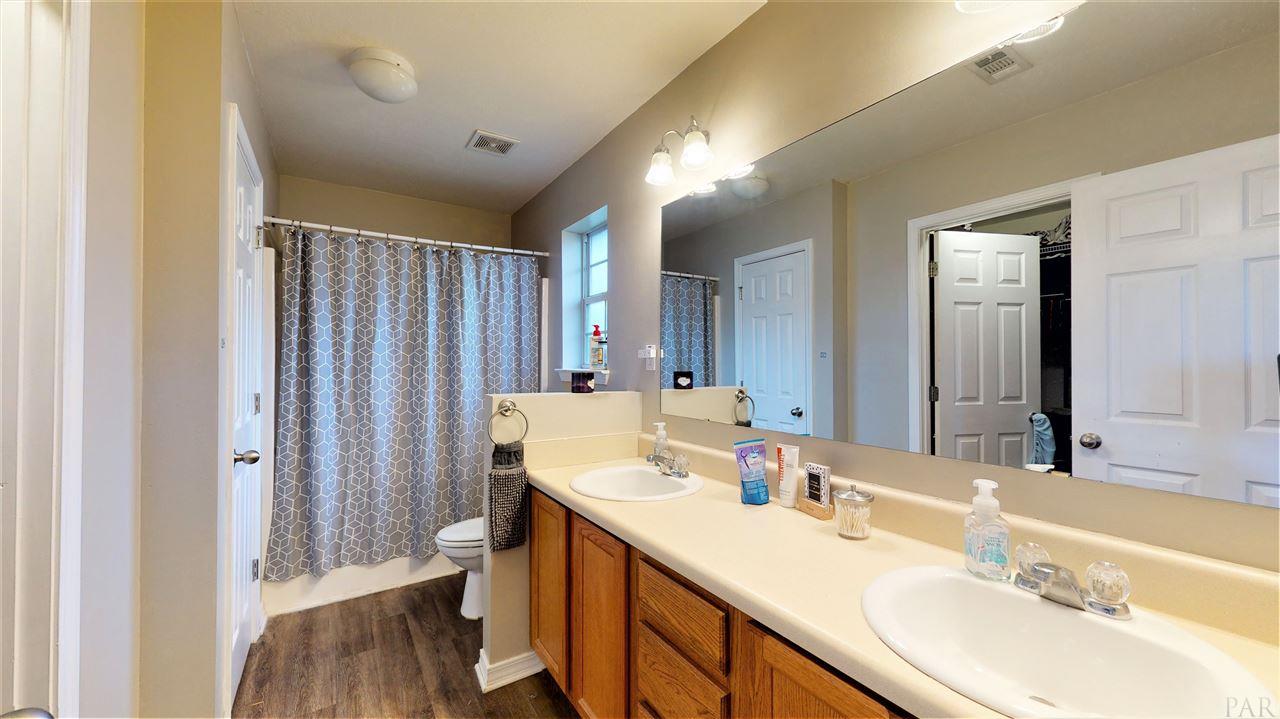 2325 Bur Oak Drive Cantonment, FL 32533 - Photo 15 of 21