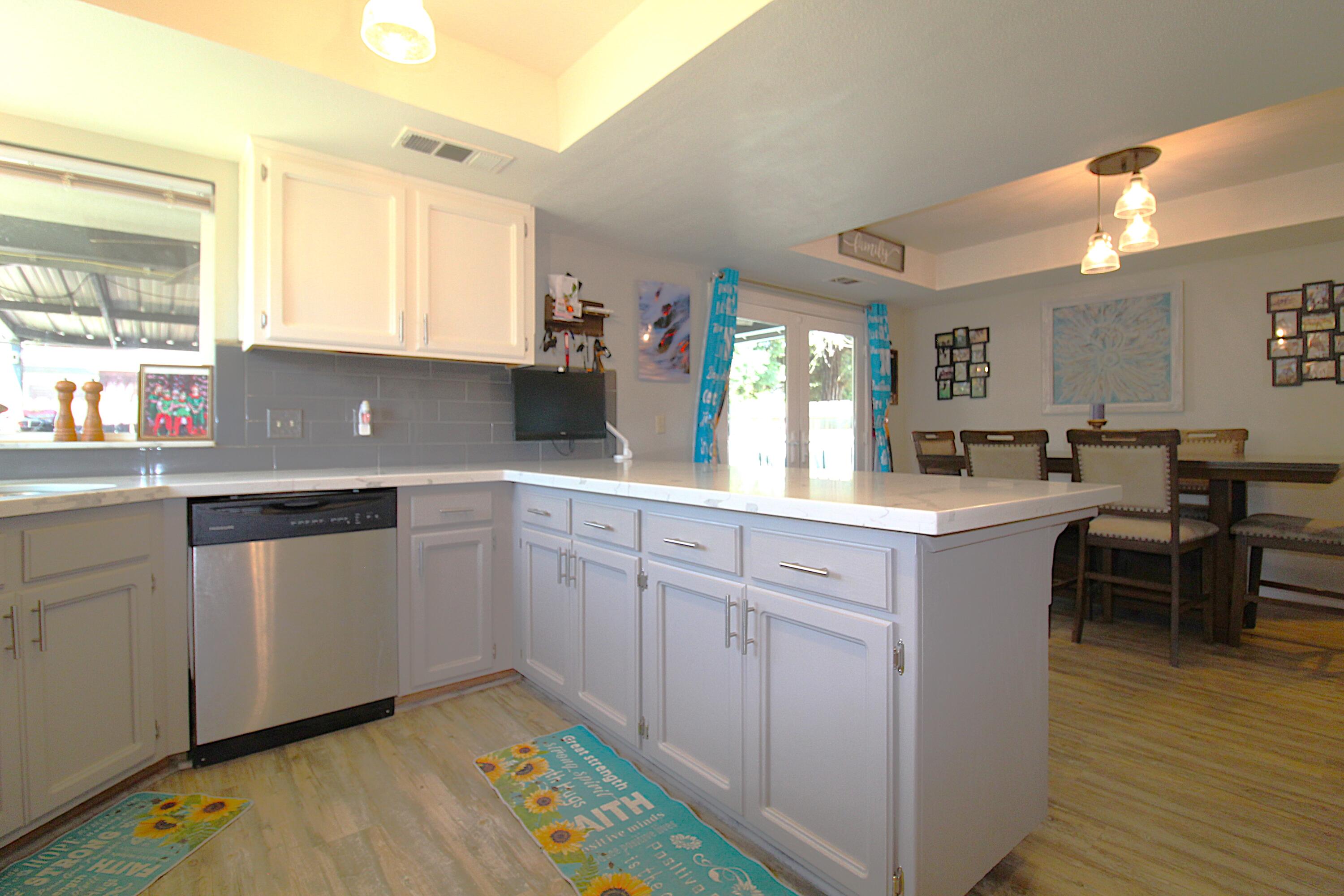 210 Hampton Court Exeter, CA 93221 - Photo 21 of 37 IMG_9598 - Copy