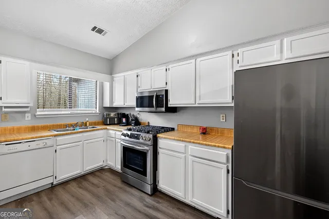 $245,900 | 235 Montego Circle, Riverdale, GA 30274