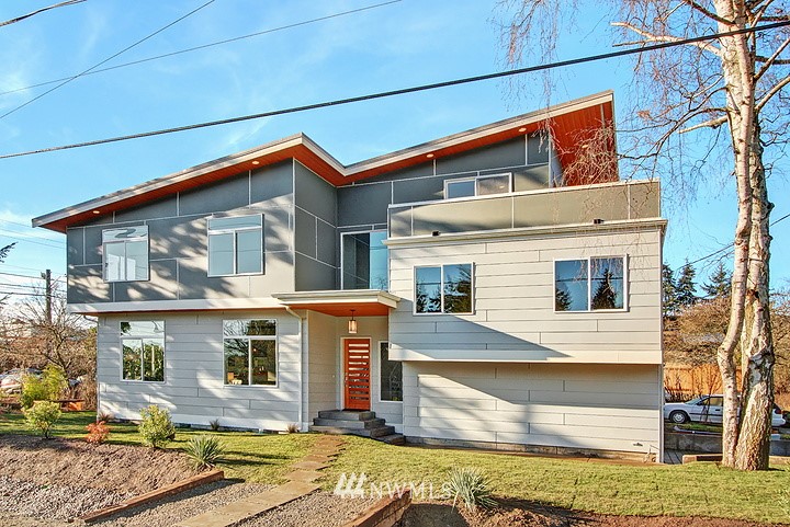 1324 North 100th Street Seattle, WA 98133 - Photo 1 of 20