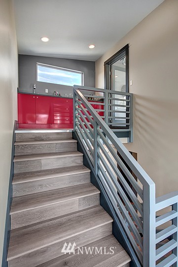 1324 North 100th Street Seattle, WA 98133 - Photo 16 of 20