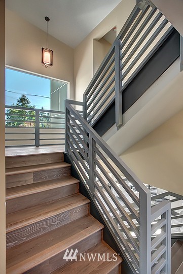 1324 North 100th Street Seattle, WA 98133 - Photo 9 of 20