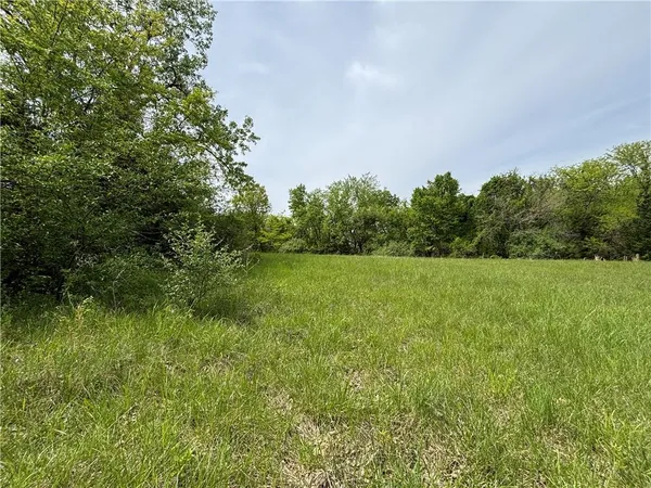 $3,800 | 2328 Oar Road, Gallatin, MO 64640