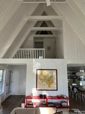 a close view of sink