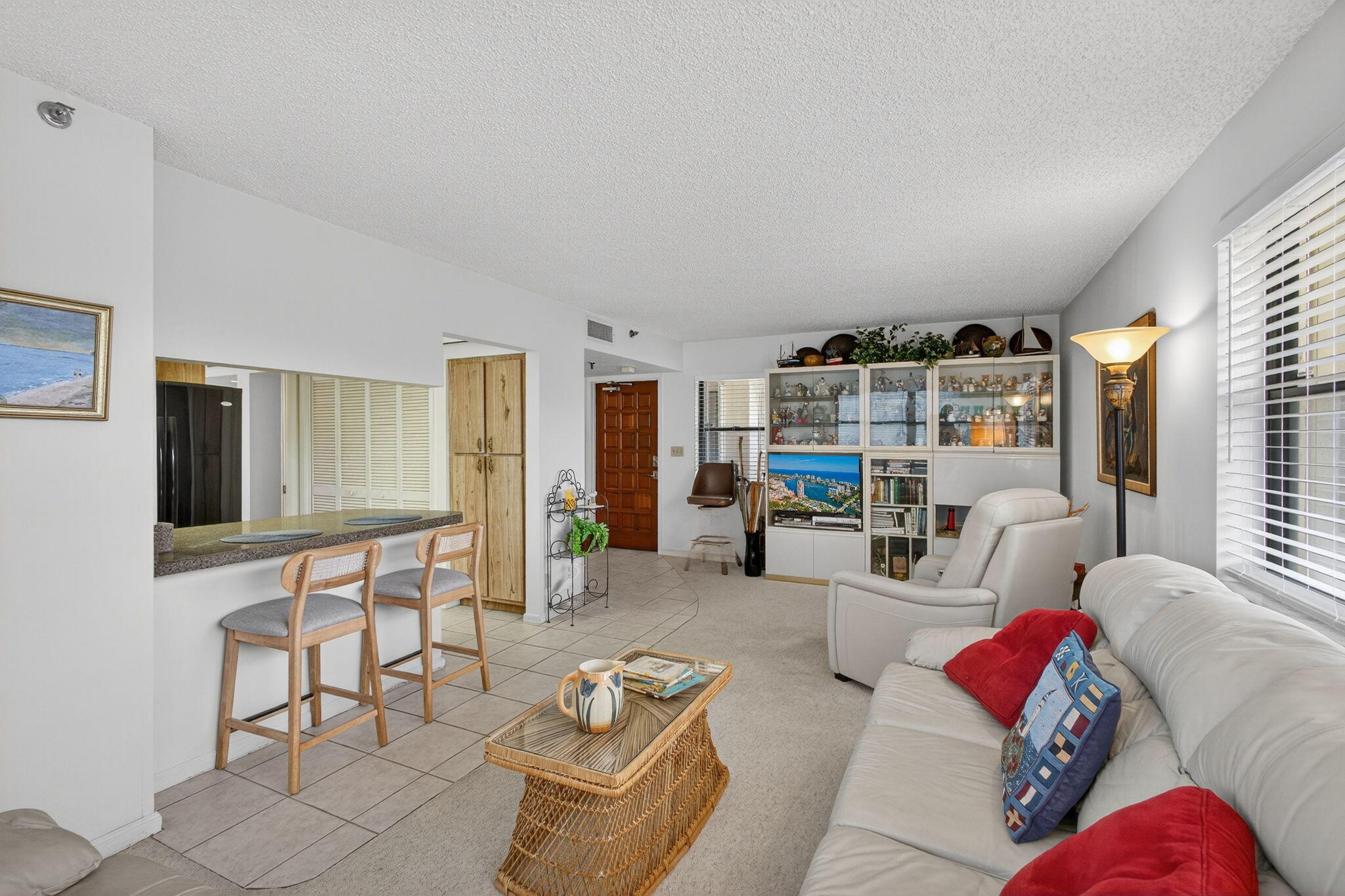 372 Golfview Road, Unit 403 North Palm Beach, FL 33408 - Photo 16 of 79 13-web-or-mls-038_5D1A8372