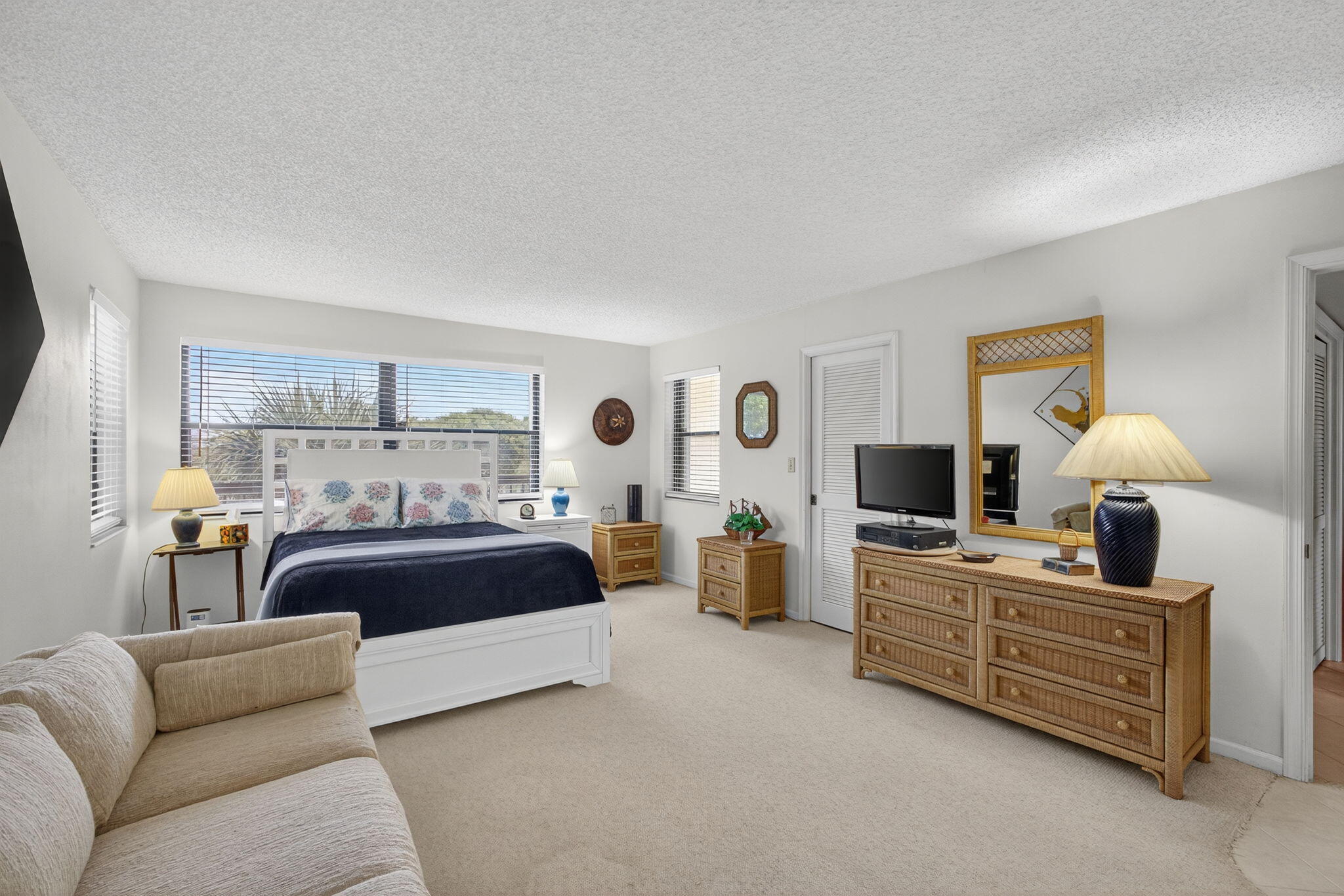 372 Golfview Road, Unit 403 North Palm Beach, FL 33408 - Photo 47 of 79 44-web-or-mls-028_5D1A8322