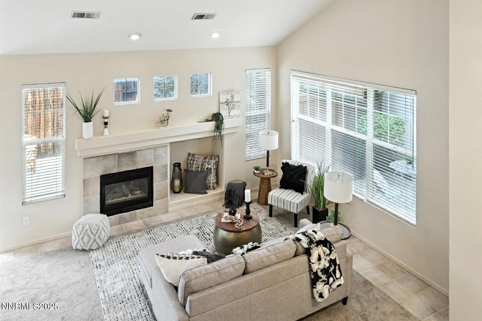 9618 Truckee Meadows Place Reno, NV 89521 - Photo 5 of 36 Liv frm Loft