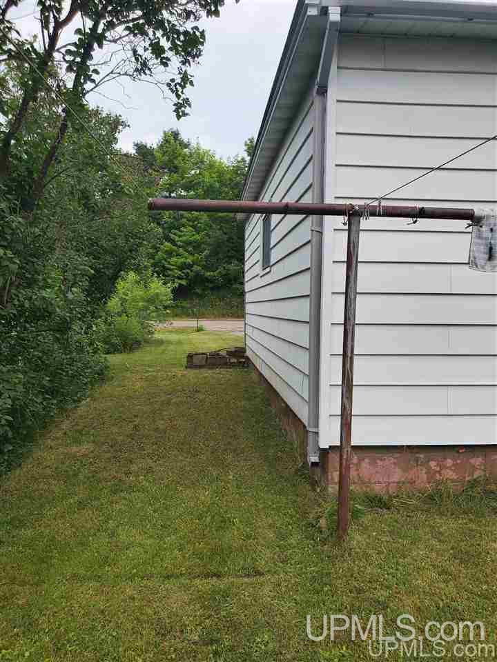 115 South Pansy Street Ishpeming, MI 49849 - Photo 42 of 43