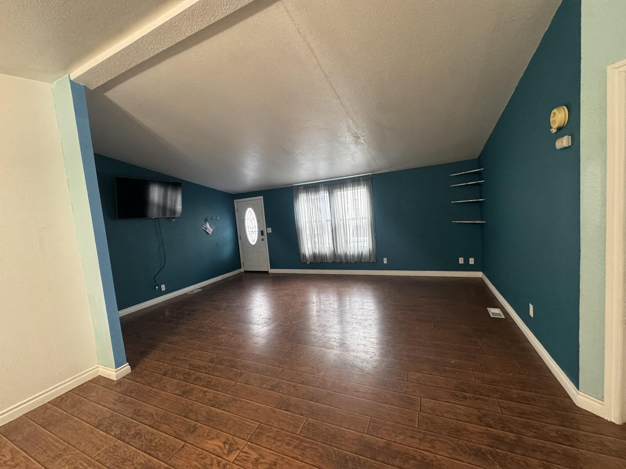 3950 Homedale Road, Unit 8 Klamath Falls, OR 97603 - Photo 19 of 34 IMG_3488