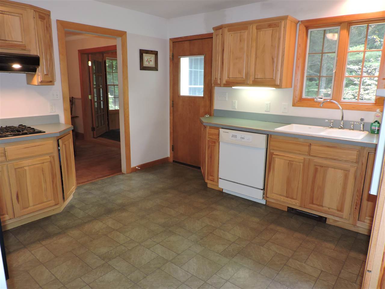 576 Briar Hill Road Hopkinton, NH 03229 - Photo 10 of 24