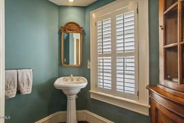 $1,199,900 | 8604 Society Place, Raleigh, NC 27615