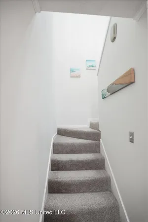 $207,000 | 19 Lake Barnett Drive, Brandon, MS 39047